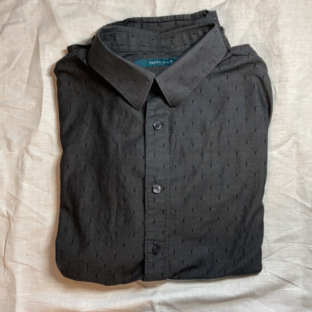 Perry Ellis grey SS shirt, size: M